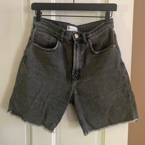 zara black mom fit shorts mid thigh